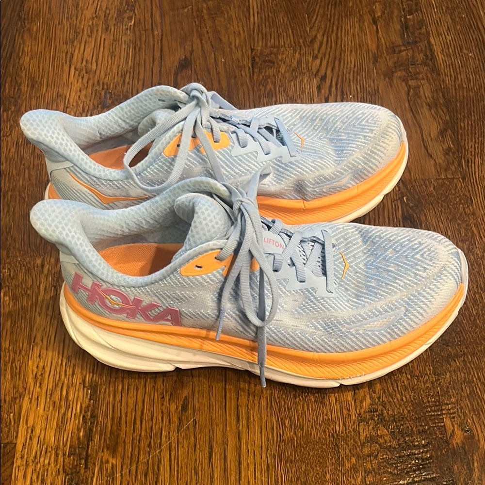 Hoka Light Blue and Orange Running Shoes - Clifton 9